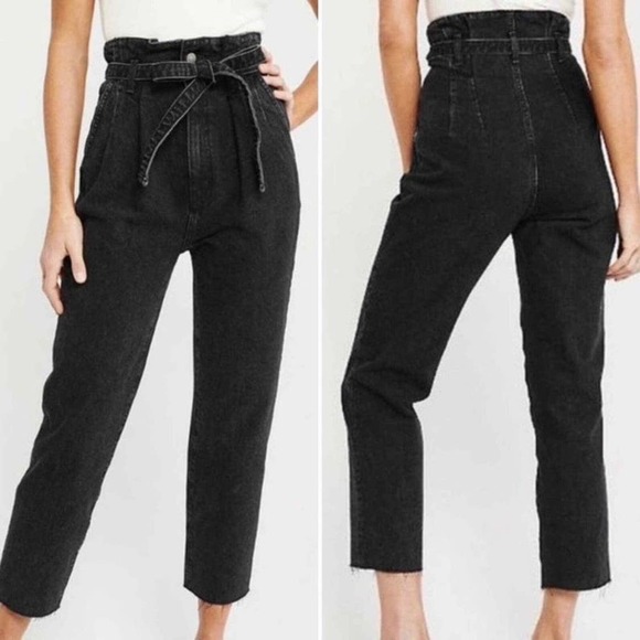 Abercrombie & Fitch Denim - ABERCROMBIE & FITCH Mom Jeans Womens 27 4 Black High Rise Paperbag Tapered Raw